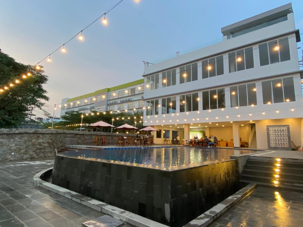 Airish Hotel Palembang Ngoại thất bức ảnh