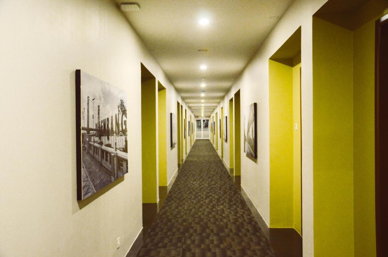 Airish Hotel Palembang Ngoại thất bức ảnh